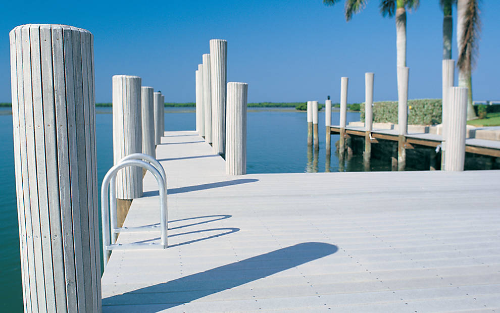 Docks and Marinas that use Trex are featured in this photo gallery Trex