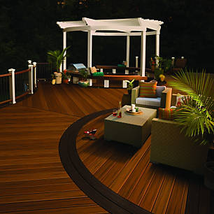 trex transcend in spiced rum ipe and vintage lantern dark brown creates an outdoor oasis day - Deck Design Ideas trex transcend in spiced rum ipe and vintage lantern dark brown creates an outdoor oasis day - Deck Design Ideas