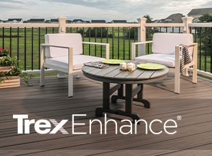 Ajoutez du piquant à tous vos espaces extérieurs grâce à nos terrasses en matériau composite Trex Enhance.