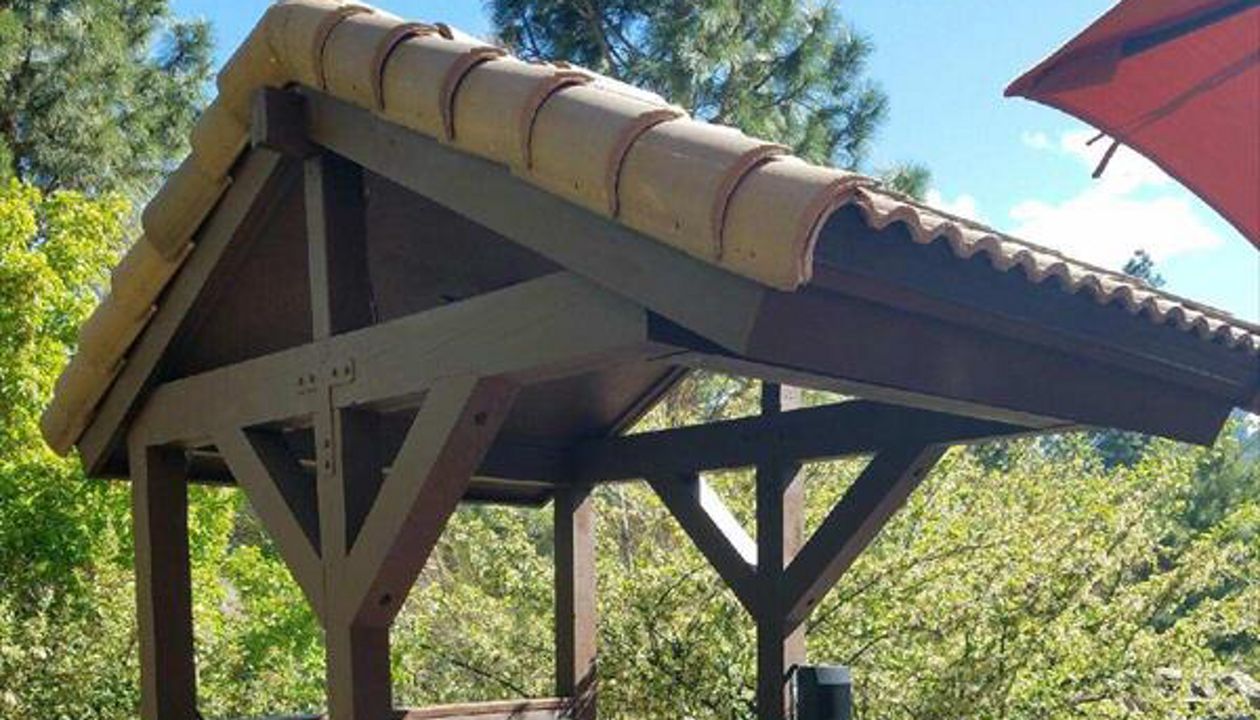 Trex deck for barbecue