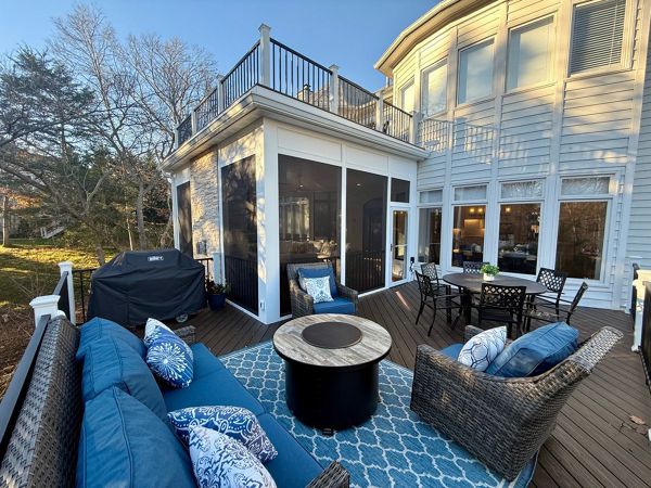 Trex Transcend Screened Porch w/ Upper Level Deck