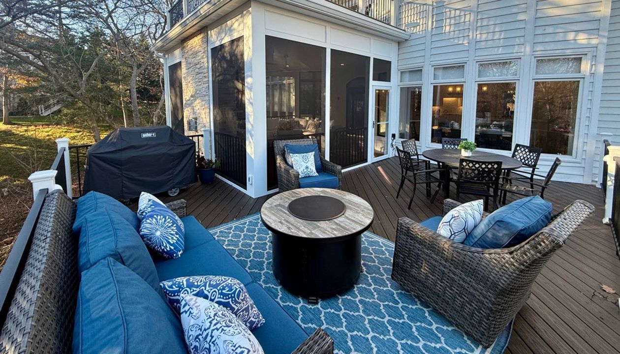 Trex Transcend Screened Porch w/ Upper Level Deck