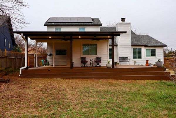 Trex deck 500 sq Stairs all around