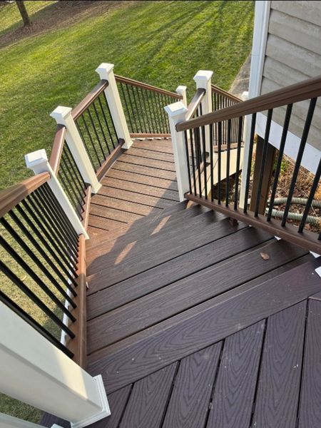 Trex Transcend Vintage Lantern Railing and Trex Transcend Lava Rock