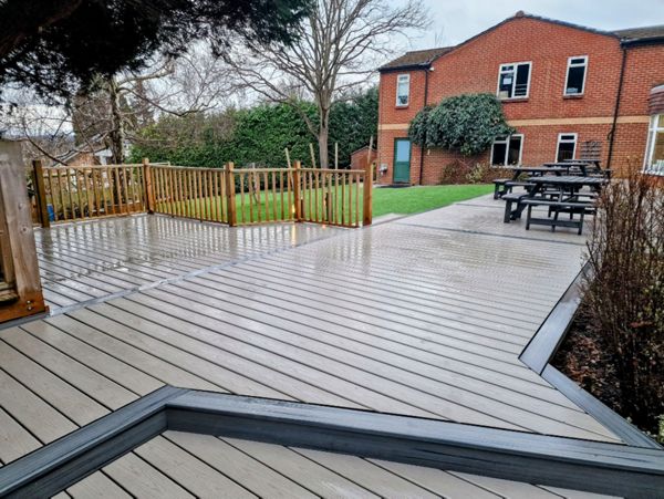 Claygate, Surrey Trex Transcend Gravel Path Oilcanfinish Outdoor Living