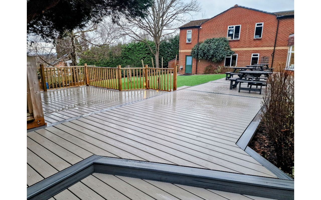 Claygate, Surrey Trex Transcend Gravel Path Oilcanfinish Outdoor Living