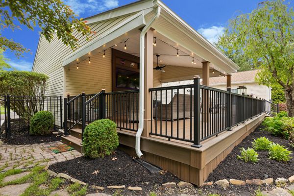 Deck with roof overhang