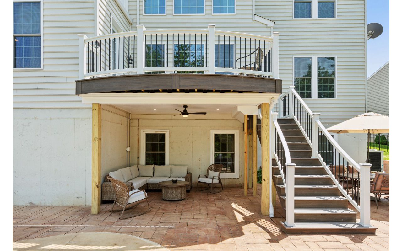 Curved Deck