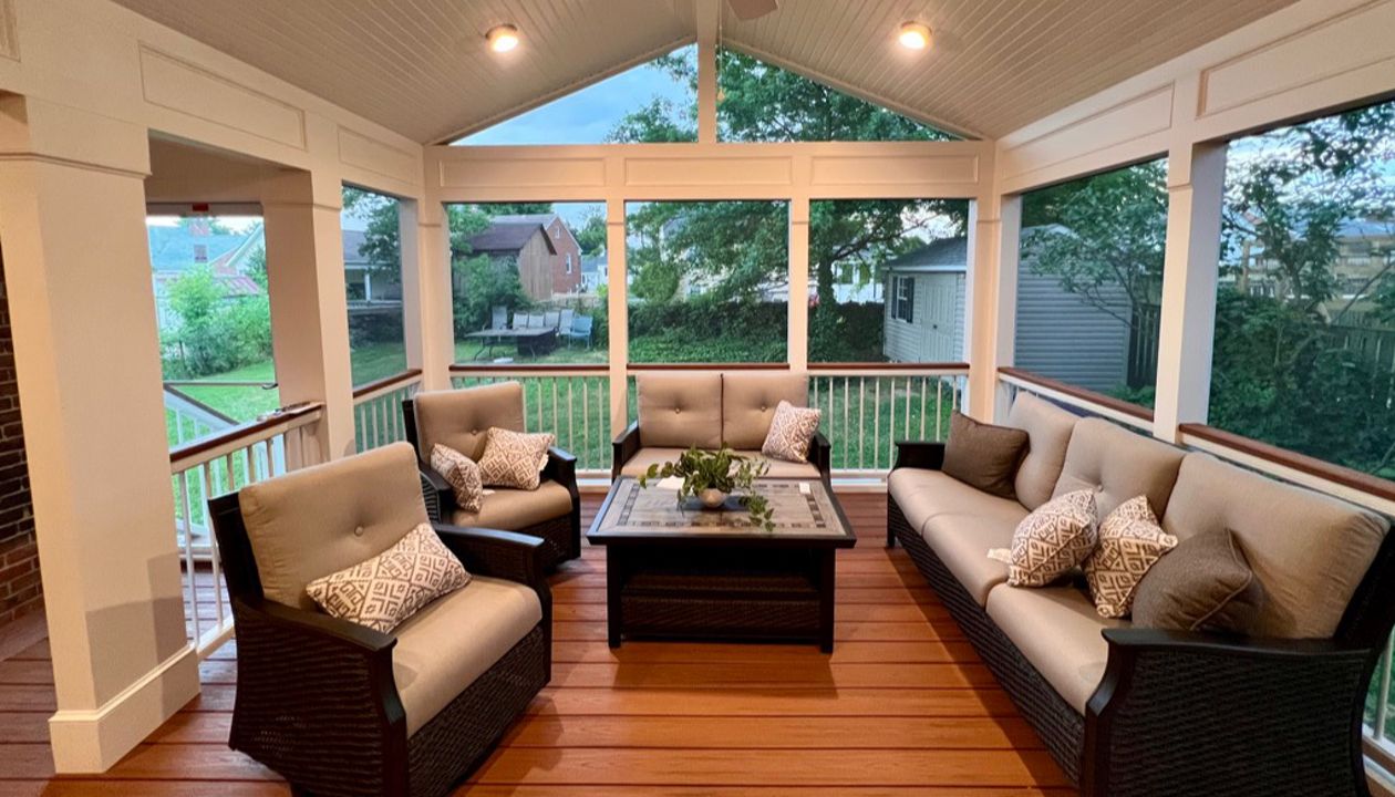 Trex Transcend Screened Porch w/ Wainscot Trim