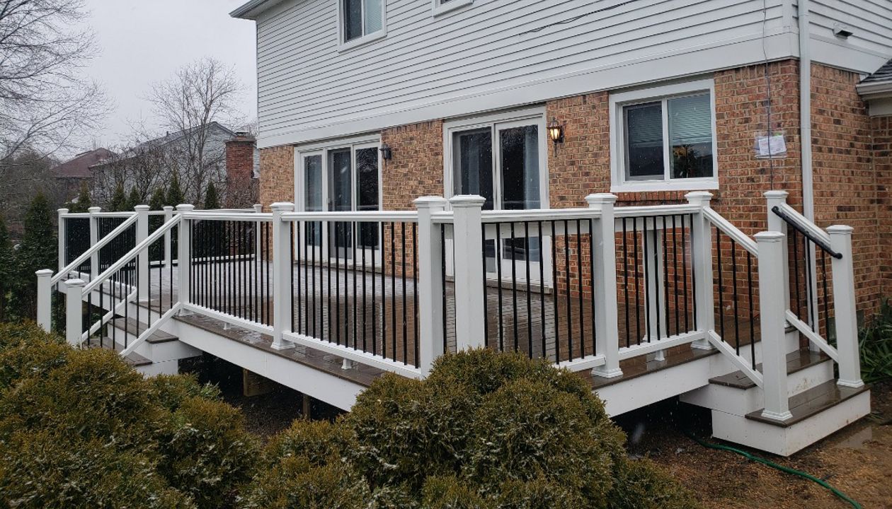 Trex Transcend rails on this Trex deck