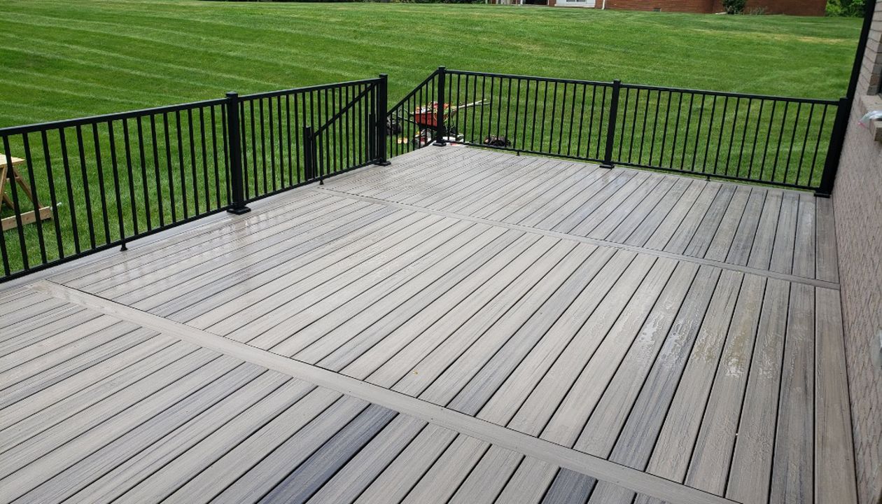 Trex Rocky Harbor with Trex Signature