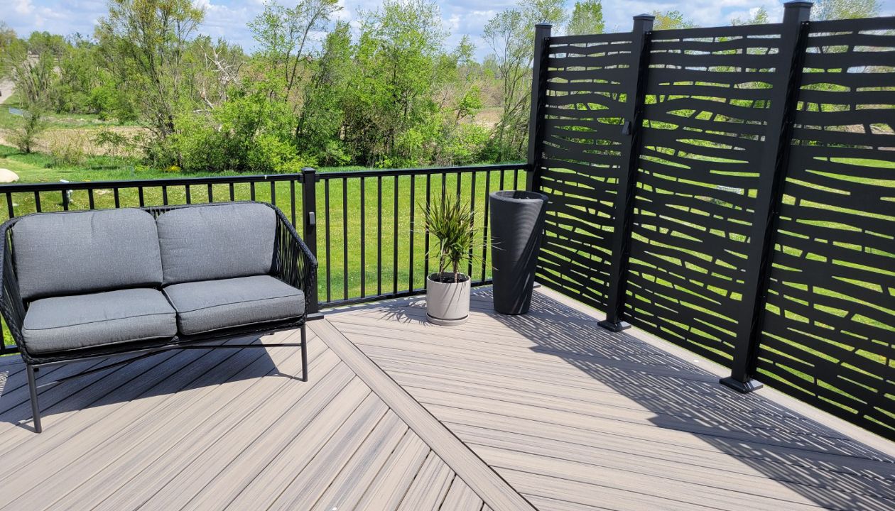 Trex Rocky Harbor decking with black Trex Signature railing