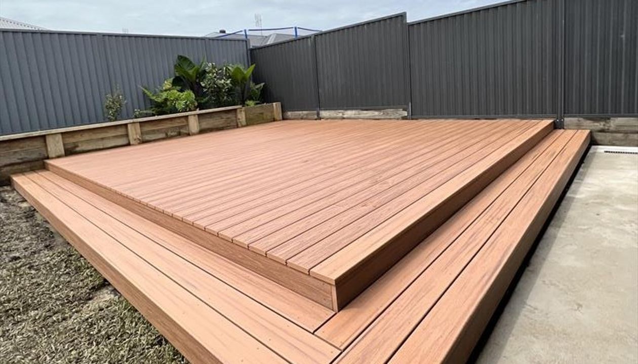 Gwandalan - Tiki Torch