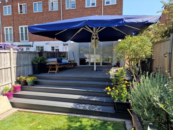 Trex Enhance Naturals Calm Water installed in London