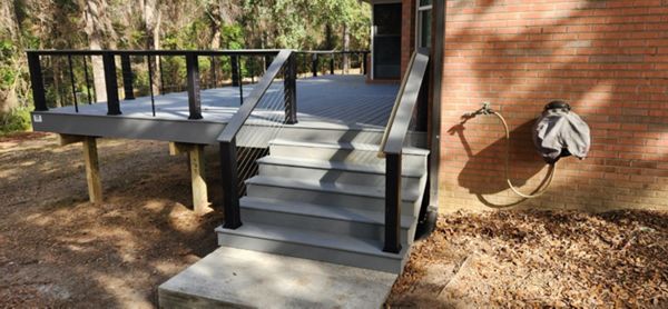 Massive Pebble Grey deck with stainless cable