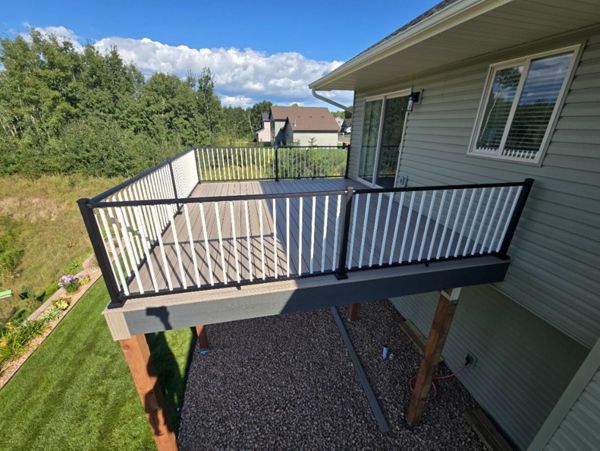 Trex Naturals; New* Honey Grove decking + Clam Shell fascia