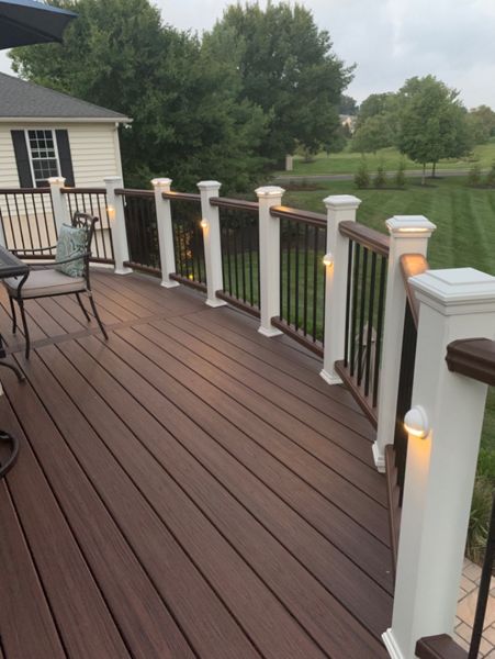 Radius look Trex Railing with Lights