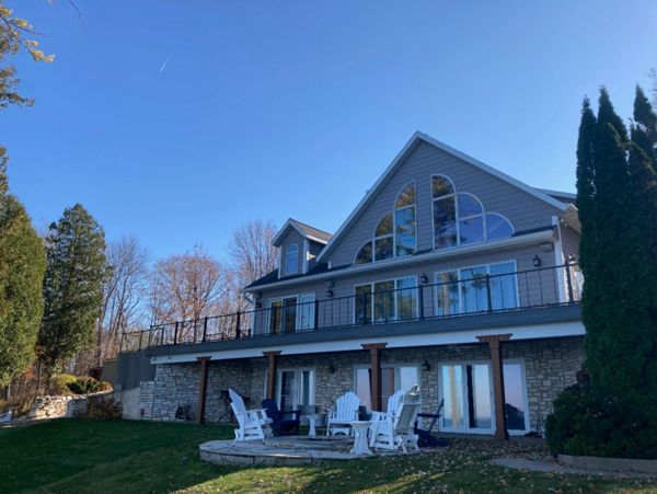 Trex Deck with Glass Rail