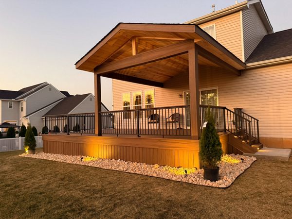 Trex Toasted Sand Decking With A Frame Roof