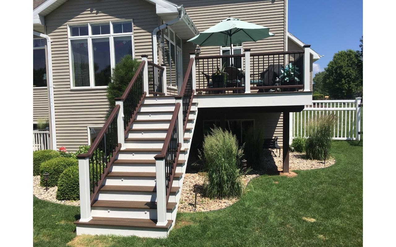Trex Deck with Trex Transcend Rail