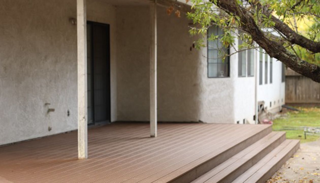 Trex Deck remodeling in Sacramento, CA