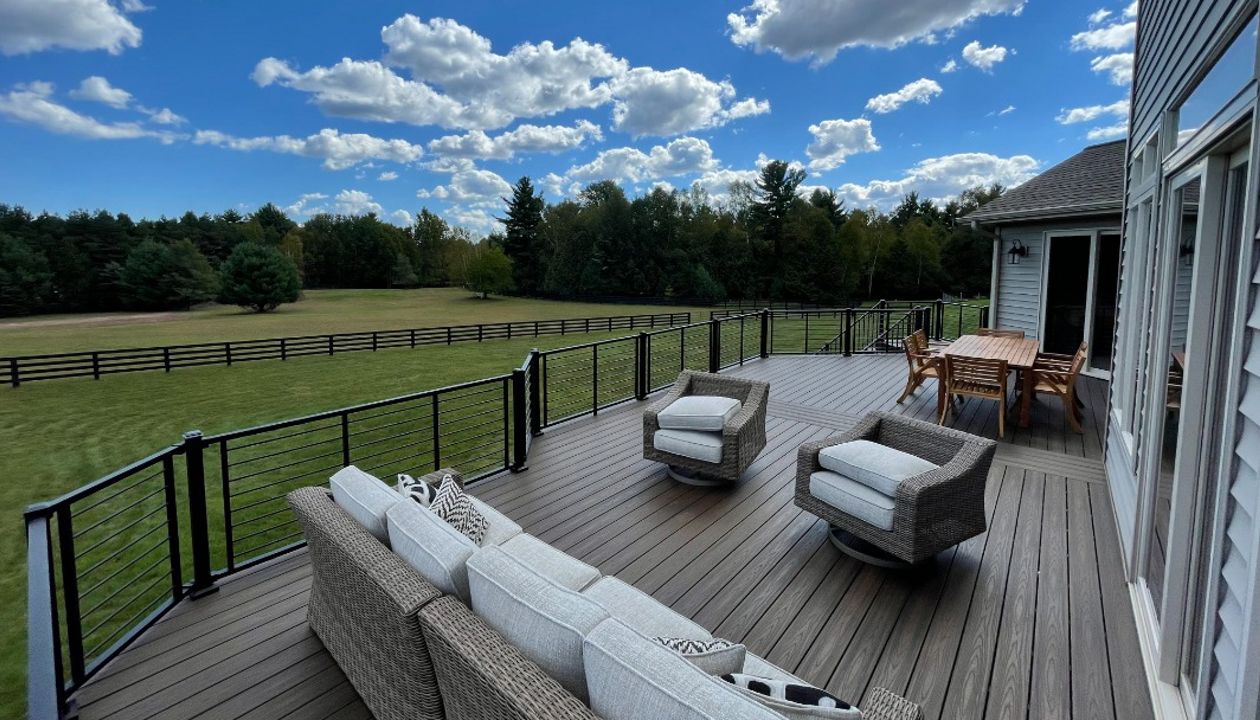 Trex Deck with Trex Rod Rail