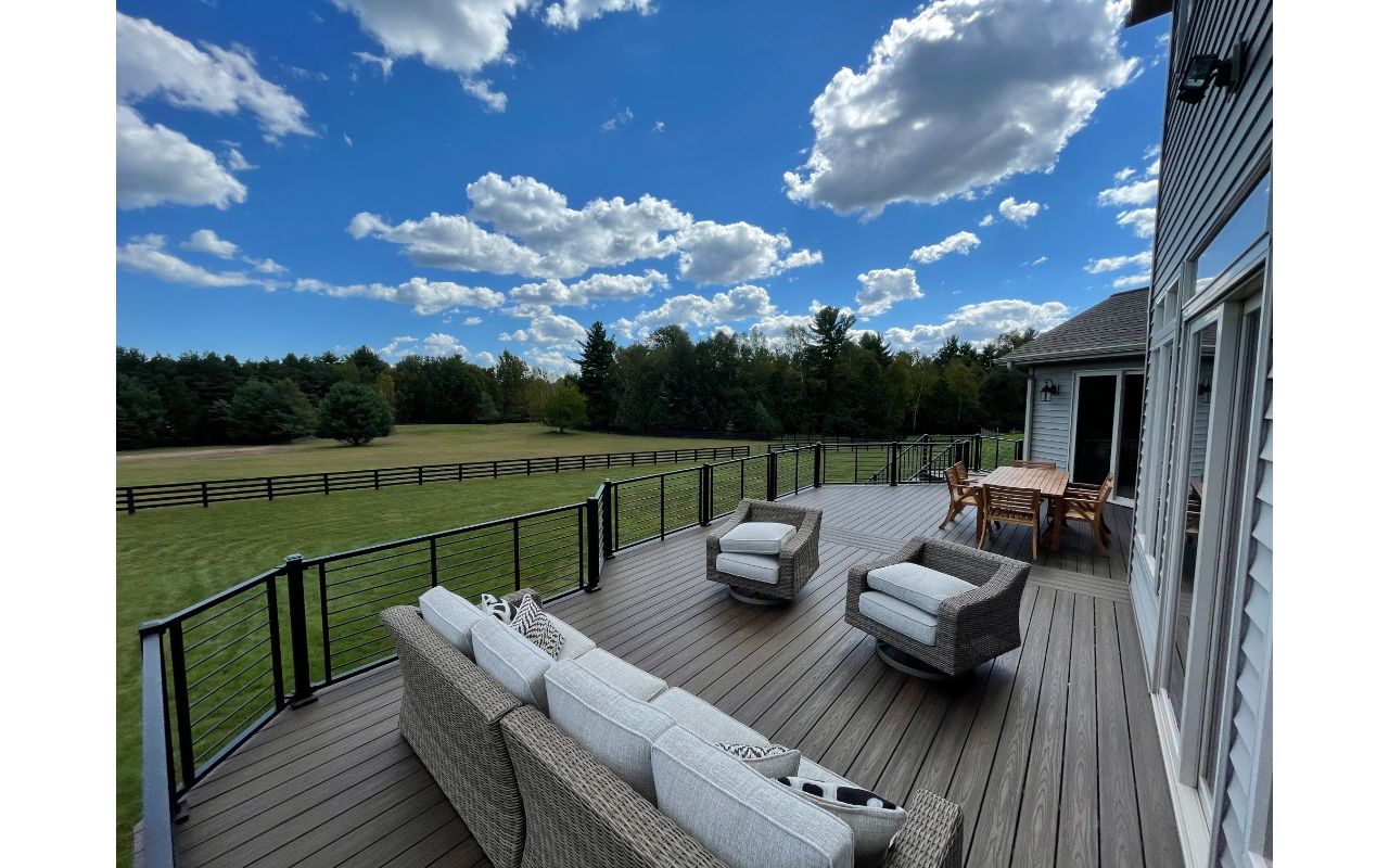 Trex Deck with Trex Rod Rail
