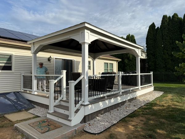 Trex Rocky Harbor Decking With Custom Pavilion