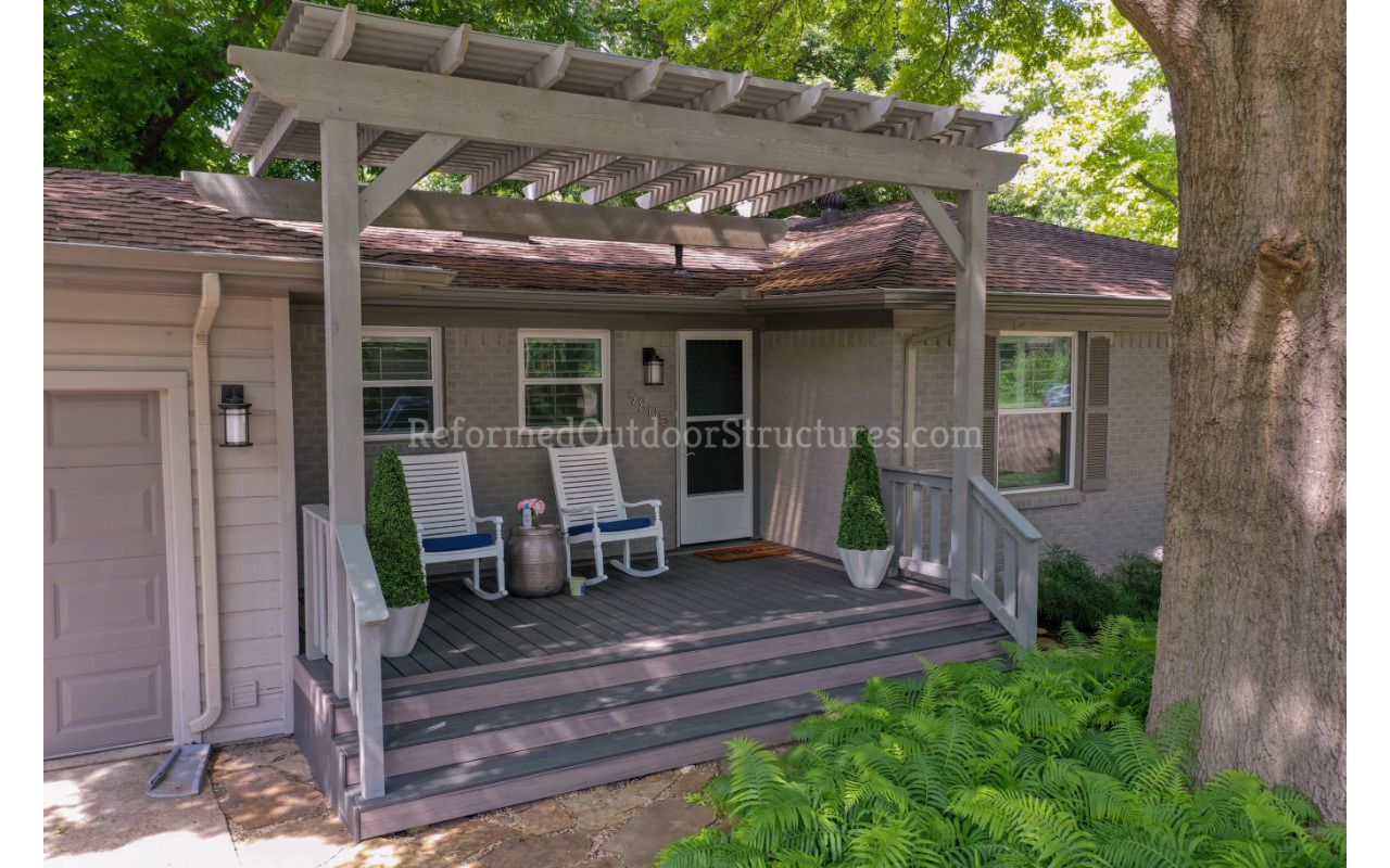 Trex Deck & Covered Pergola
