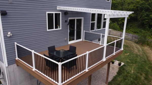 July 2024 Trex Deck and pergola project in Indepence Kentucky.  The deck is Lineage series in color Jasper.