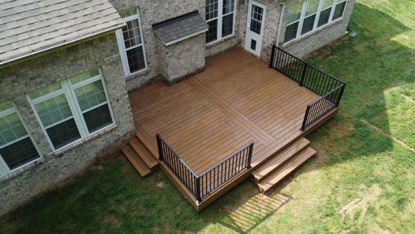 Transcend Decking in Jasper and Signature Railing in Black