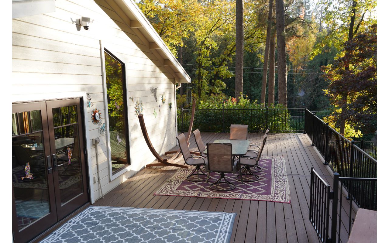 A huge Trex deck in Grass Valley, CA.