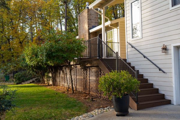 A huge Trex deck in Grass Valley, CA.