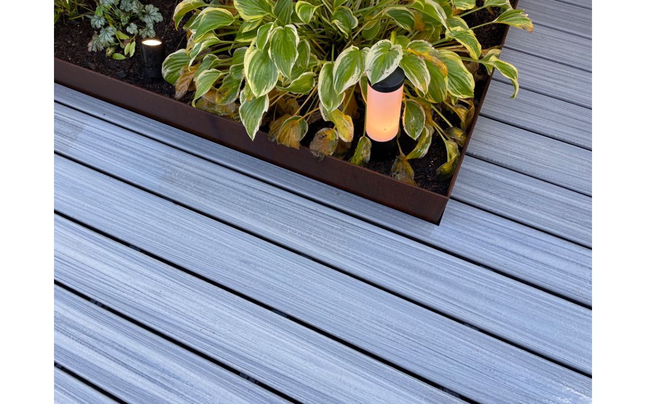 Designer decking in Amersham with Trex and Karl Harrison