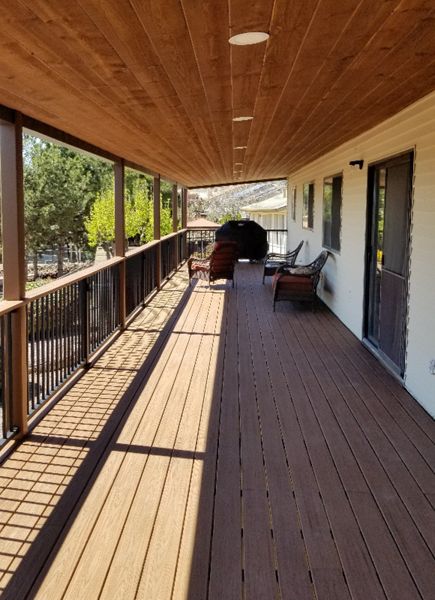 Dewey, AZ: "Spiced Rum" with Signature cocktail rail