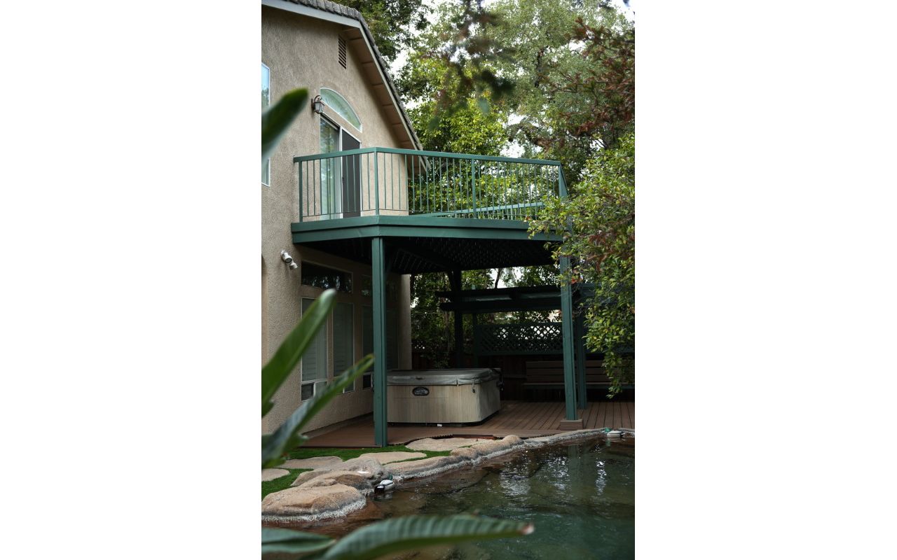 Two-story Trex Deck in Folsom, CA