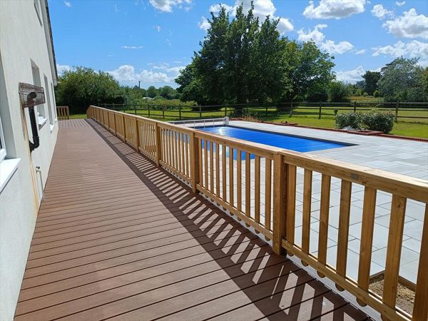 Trex Enhance Basics Saddle installed in Arundel