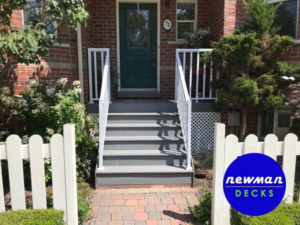 Newman Decks Trex composite stairs with aluminum picket railings