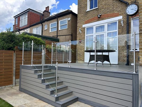 This Trex Transcend Gravel Path deck with Trex Transcend Island Mist borders was raised to create storage underneath and easy access to the house. Based in Walthamstow London the customers were very pleased and have since recommended us to friends.