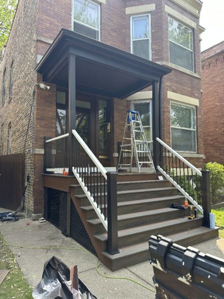 Front Porch, Rogers Park