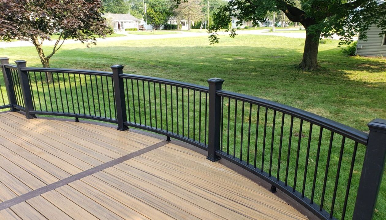 Radius Trex Decks Curved Bloomfield Michigan