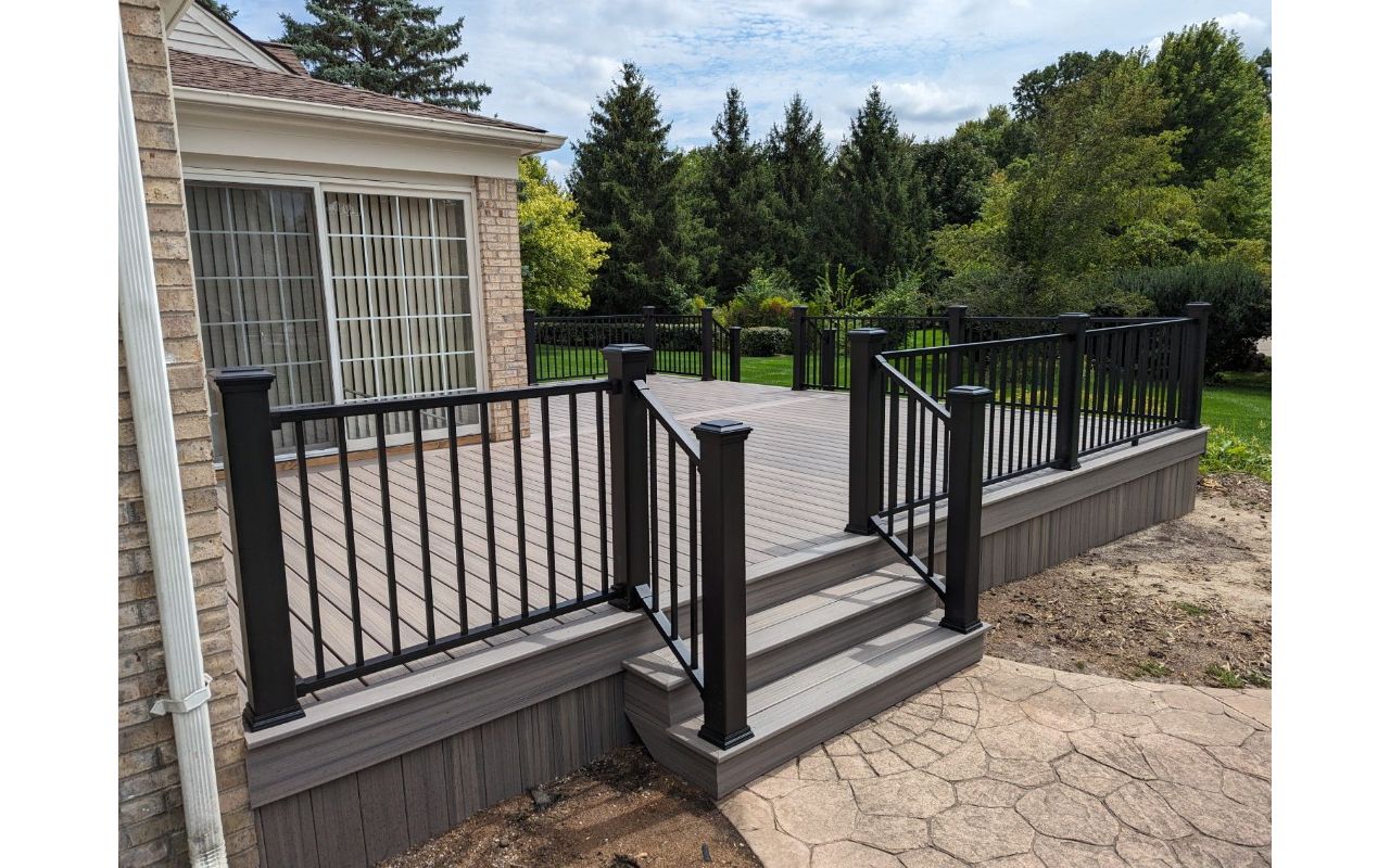 Best Trex Deck Contractors