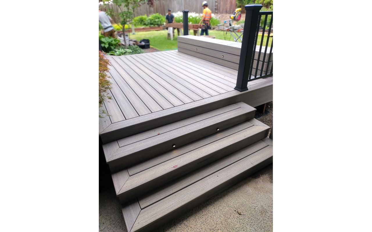 ROCKY HARBOR & Bullseye Benches