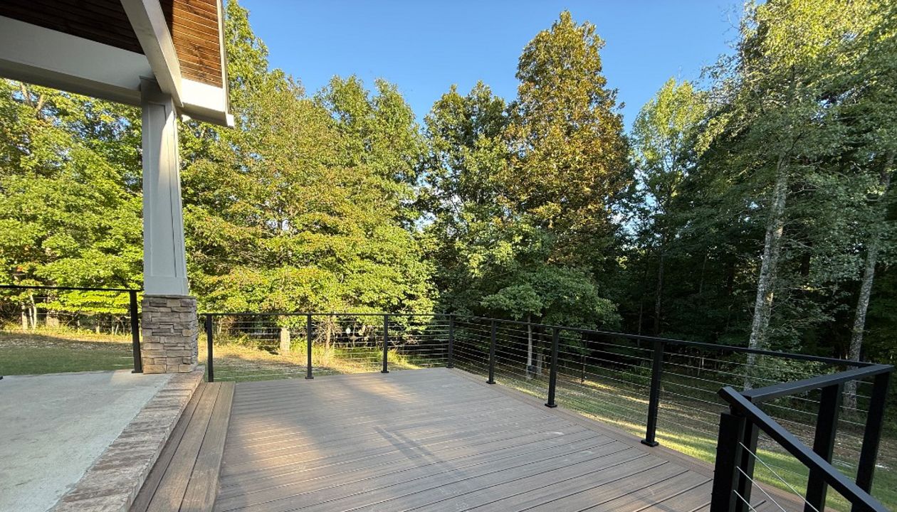 WestCliffe Toasted Sand deck with Cable Rail