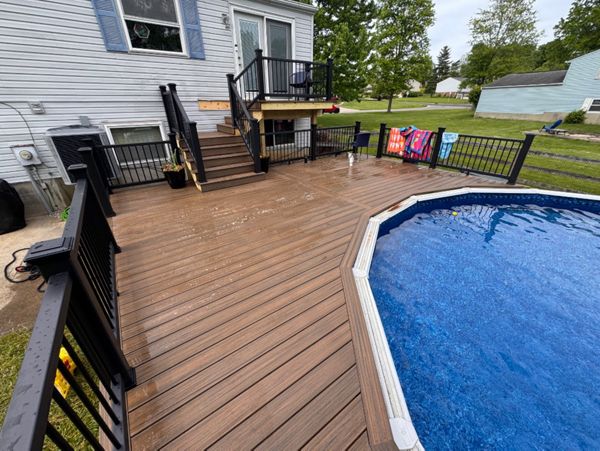 Toasted Sand, Black Railing