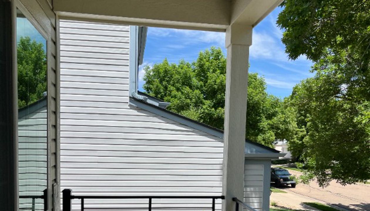 Trex Naturals in Toasted Sand