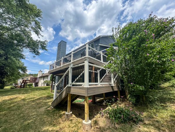 Large Back Deck - Trex Rocky Harbor Decking with Trex Fascia