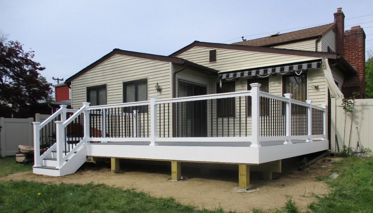 Trex Clam Shell new deck in Pennsauken, NJ.