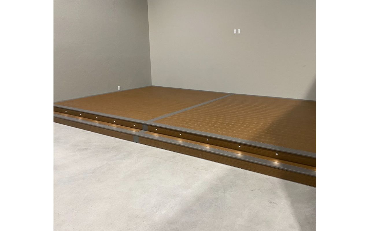 Showroom display deck