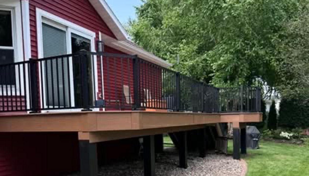Trex Signature composite decking - Ocracoke, picture frame, Trex Signature aluminum railing, Rochester area